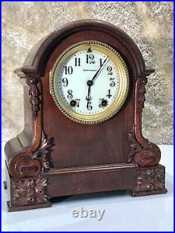 1881 antique USA seth thomas Striking clock, mahogany Case, Porcelain Dial