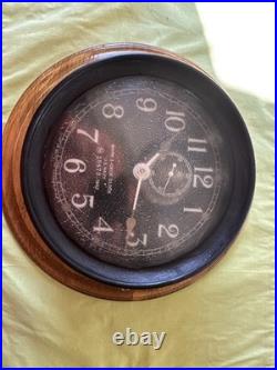 1 942 Seth Thomas Mark I Deck Clock World War II US Navy Bakelite Exterior
