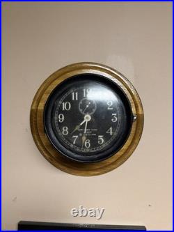 1 942 Seth Thomas Mark I Deck Clock World War II US Navy Bakelite Exterior 1 942 Seth Thomas Mark I Deck Clock World War II US Navy Bakelite Exterior