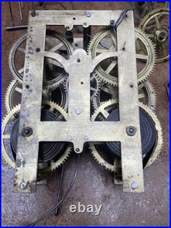 1 New Haven Seth Thomas CLOCK MOVEMENT & Old Gears, 6 Set Of Brass Plates 1 New Haven Seth Thomas CLOCK MOVEMENT & Old Gears, 6 Set Of Brass Plates