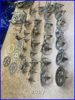 1 New Haven Seth Thomas CLOCK MOVEMENT & Old Gears, 6 Set Of Brass Plates 1 New Haven Seth Thomas CLOCK MOVEMENT & Old Gears, 6 Set Of Brass Plates
