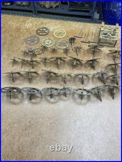 1 New Haven Seth Thomas CLOCK MOVEMENT & Old Gears, 6 Set Of Brass Plates 1 New Haven Seth Thomas CLOCK MOVEMENT & Old Gears, 6 Set Of Brass Plates