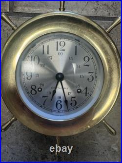 2SA2 Seth Thomas Helmsman Ships Clock 1008 E537-001, Wood Stand & Key, Running