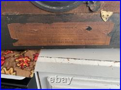 ANTIQUE Seth Thomas Mantle Clock With2 Keys Pendulum Chime Adamantine Untested