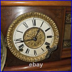 ANTIQUE Seth Thomas TRENT Mantle Clock With Key And Pendulum TESTED & WORKS
