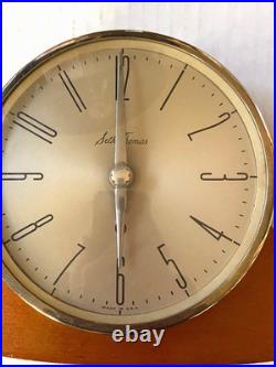 ART DECO 1940-50's WORKING Seth Thomas Wood Mantle Clock DYNAIRE 1E E022-000
