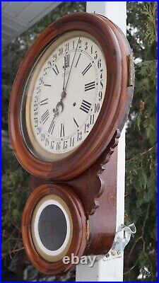 Antique 1880s Ingraham Figure 8 Calendar Wall Clock RUNS VIDEO