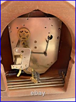 Antique 1950s SETH THOMAS Kenbury-1E Electric Striking Mantle Clock