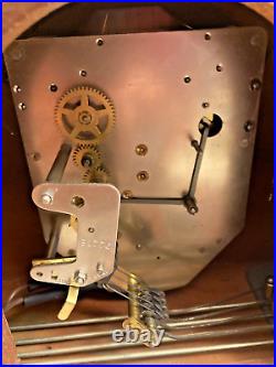Antique 1950s SETH THOMAS Kenbury-1E Electric Striking Mantle Clock