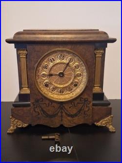 Antique SETH THOMAS Mantle Clock Cimes With Key