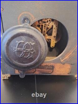Antique SETH THOMAS Mantle Clock Cimes With Key
