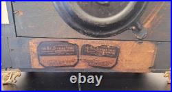 Antique SETH THOMAS Mantle Clock Cimes With Key