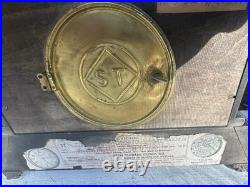 Antique Seth Thomas Adamantine Pillar Mantle Clock marbled Green lions head runs