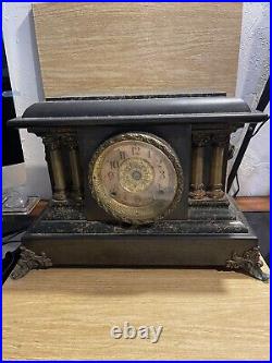 Antique Seth Thomas Amber Brown & Black Adamantine Mantle Clock Lions Heads