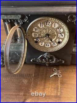 Antique Seth Thomas Four Pillar Pendulum Key Wind Footed Mantel Clock