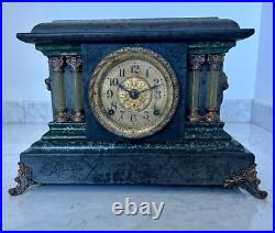 Antique Seth Thomas Four Pillar Pendulum Mantle Wined-Up Clock