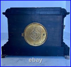 Antique Seth Thomas Four Pillar Pendulum Mantle Wined-Up Clock