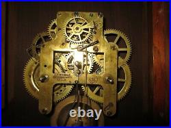 Antique Seth Thomas Mantel Clock 30-Hour, Time/Strike, Key wind