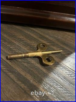 Antique Seth Thomas Mantel Clock With Key