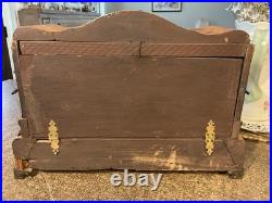 Antique Seth Thomas Mantle Clock 89C Works with Key Minute Hand & Cabinet Damage