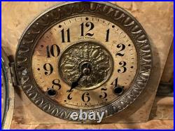Antique Seth Thomas Mantle Clock 89C Works with Key Minute Hand & Cabinet Damage