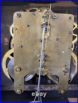 Antique Seth Thomas Mantle Clock Adamantine Veneer Working