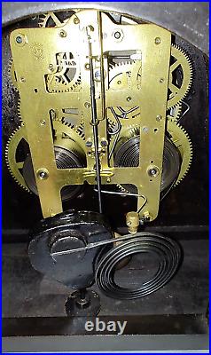 Antique Seth Thomas Mantle Clock with Key and Pendulum 89 AL USA works