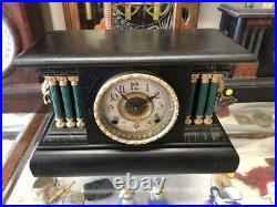 Beautiful Antique Ingraham Black & Green Column Chime Mantle Clock A+ Movement