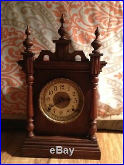SETH THOMAS ANTIQUE GOTHIC STYLE MANTLE CLOCK EARLY 1900's (SEE VIDEO)