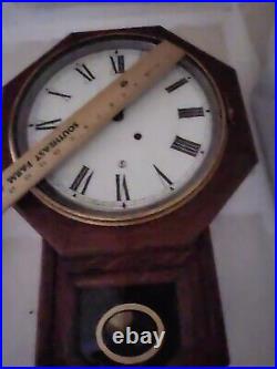 SETH THOMAS mahogany Schoolhouse clock