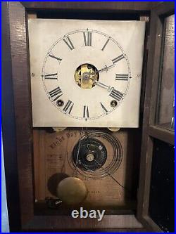 Seth Thomas 8-day Spring-driven Mini Ogee Clock With Key
