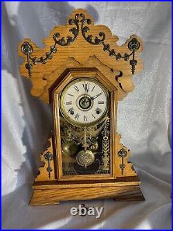 Seth Thomas Antique Oak Mantle Time and Strike Kitchen Clock With Key Tested