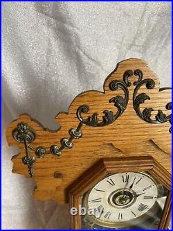 Seth Thomas Antique Oak Mantle Time and Strike Kitchen Clock With Key Tested