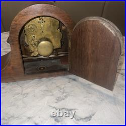 Seth Thomas Keywound WithWestminster Strike & Chimes Mantle Clock (NO KEY) Seth Thomas Keywound WithWestminster Strike & Chimes Mantle Clock (NO KEY)