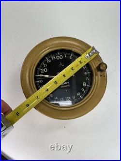 Seth Thomas WWII Bakelite U. S. Navy Deck Clock Circa 1940s Made in USA 52379-E