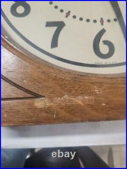 Seth Thomas Wall Clock Oak Case 18by 18 By 5