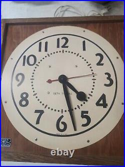 Seth Thomas Wall Clock Oak Case 18by 18 By 5