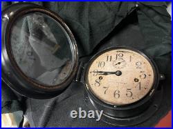 VINTAGE WW11 SETH THOMAS BAKELITE SHIPS CLOCK + Key EXACT TIME! ORIGINAL VINTAGE WW11 SETH THOMAS BAKELITE SHIPS CLOCK + Key EXACT TIME! ORIGINAL