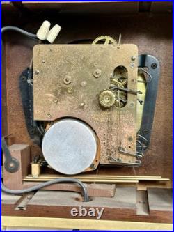 Vintage MCM SETH THOMAS CHIMING 1950's-60's BRASS WALNUT MODERN CLOCK RUNNING Vintage MCM SETH THOMAS CHIMING 1950's-60's BRASS WALNUT MODERN CLOCK RUNNING