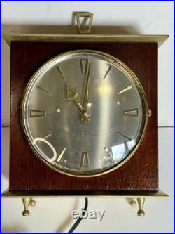 Vintage MCM SETH THOMAS CHIMING 1950's-60's BRASS WALNUT MODERN CLOCK RUNNING Vintage MCM SETH THOMAS CHIMING 1950's-60's BRASS WALNUT MODERN CLOCK RUNNING