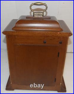 Vintage- SETH THOMAS Wind Up Wood Mantel Clock With Key A403-002 7903