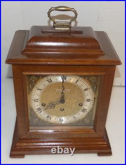 Vintage- SETH THOMAS Wind Up Wood Mantel Clock With Key A403-002 7903