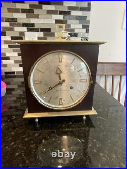 Vintage Seth Thomas 8 Day Mantel Clock Wooden Case Brass with KEY Works Perfect Vintage Seth Thomas 8 Day Mantel Clock Wooden Case Brass with KEY Works Perfect