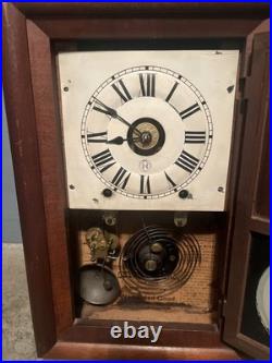 Vintage Seth Thomas 8-day spring clock. Pick Up Only