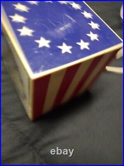 Vintage Seth Thomas American Flag Clock Fully Functional, Free Shipping Vintage Seth Thomas American Flag Clock Fully Functional, Free Shipping