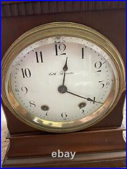 Vintage Seth Thomas Mantle Clock With Key