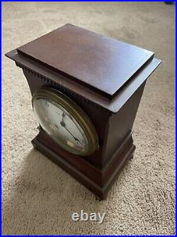 Vintage Seth Thomas Mantle Clock With Key