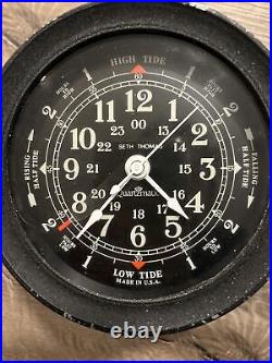 Vintage Seth Thomas Porthole Seasprite Tide Nautical Quartzmatic Clock 1030 USA
