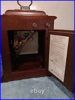 Vintage Seth Thomas Wind Up Antique Wood Mantel Clock With Key 9LBS 14.9OZ