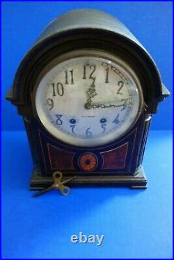 Vintage Seth Thomas mantle clock with chimes and key